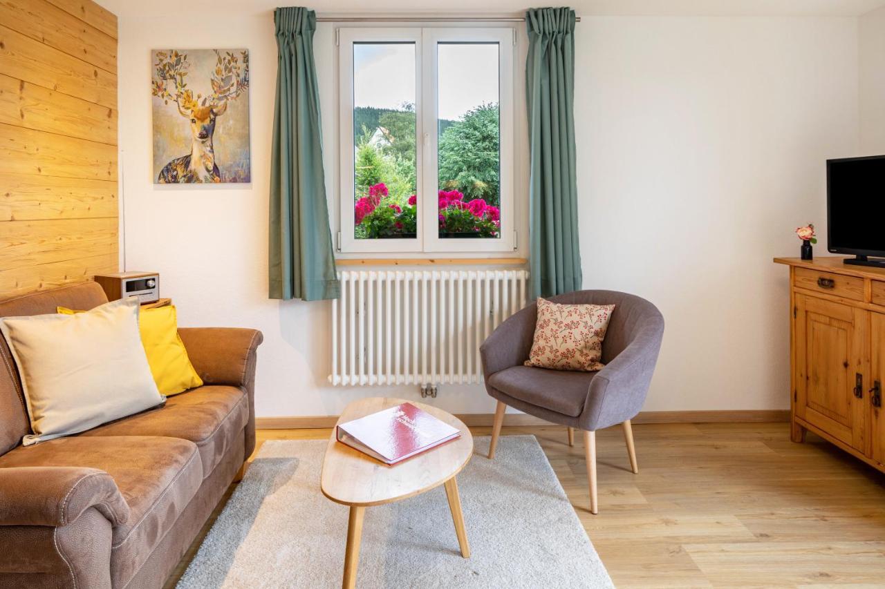 Gaestehaus Steiert Fewo Kuhbergblick Lenzkirch Bagian luar foto