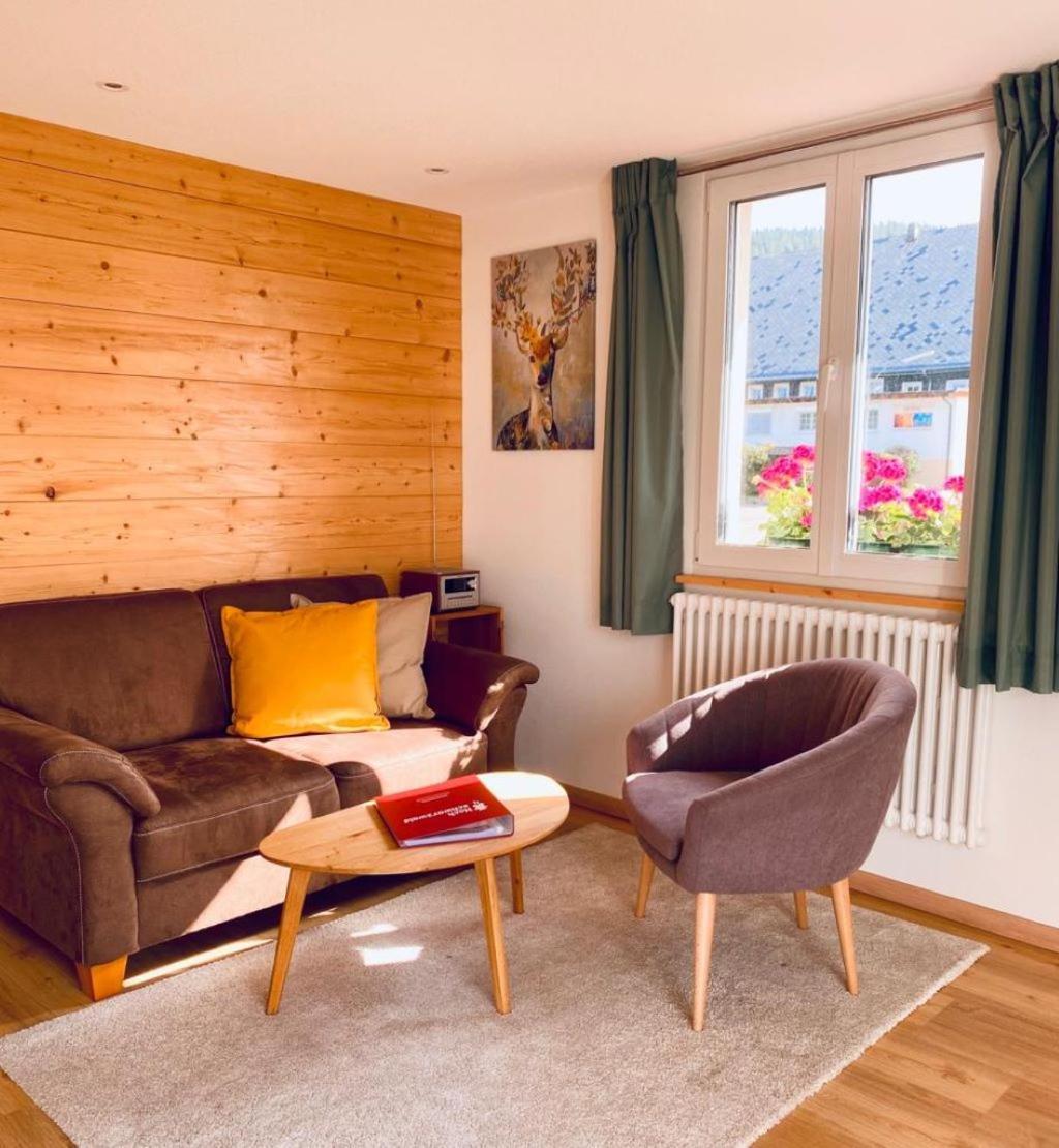 Gaestehaus Steiert Fewo Kuhbergblick Lenzkirch Bagian luar foto